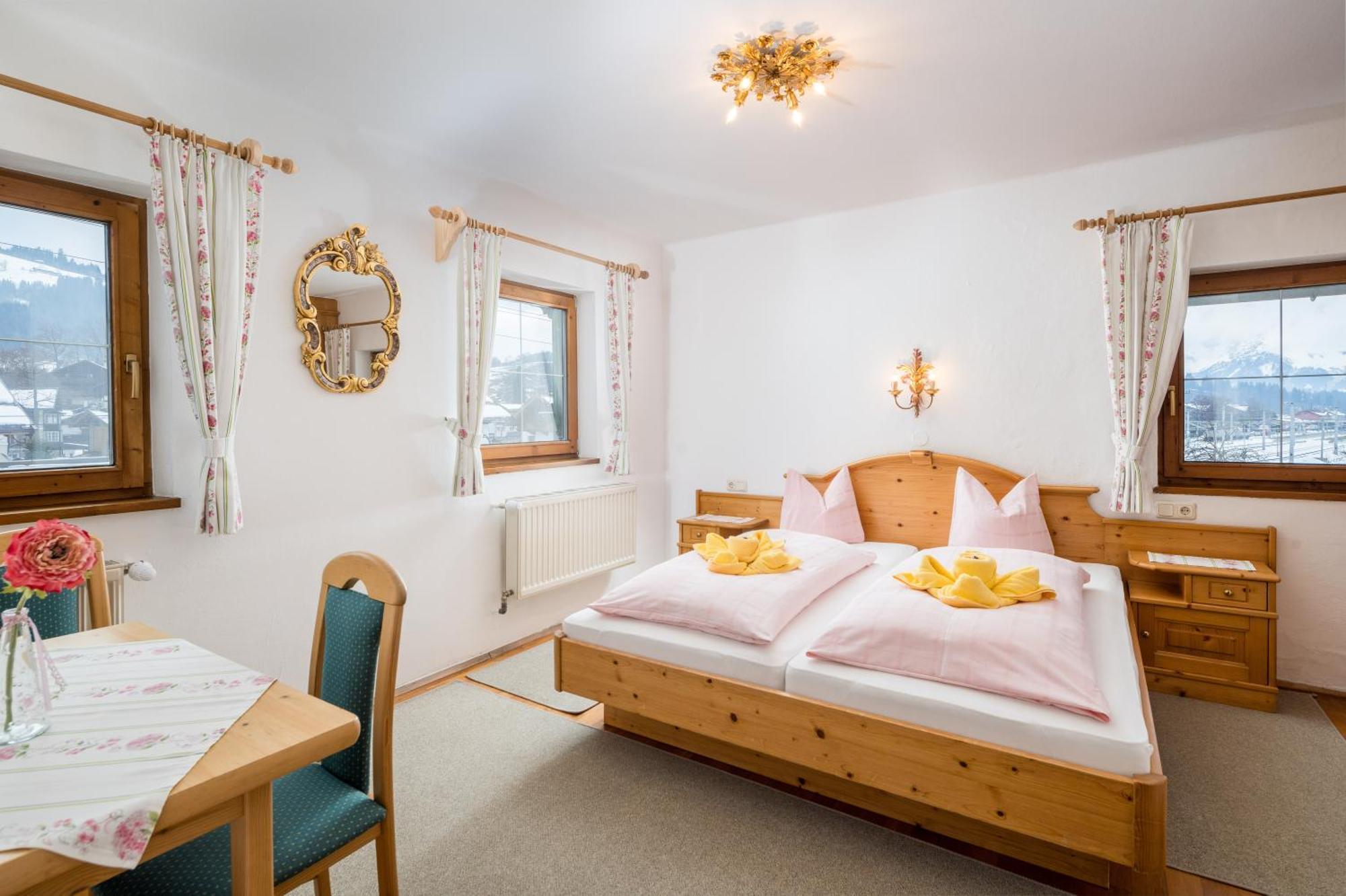 Pension Rainhof Kitzbühel Extérieur photo